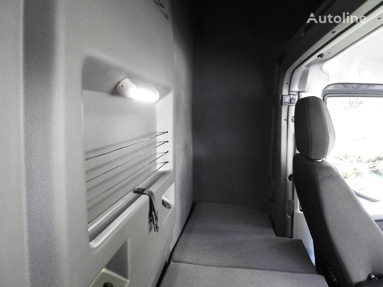 IVECO Daily 35S18 Curtain side — crédit-bail IVECO Daily 35S18 Curtain side: photos 46