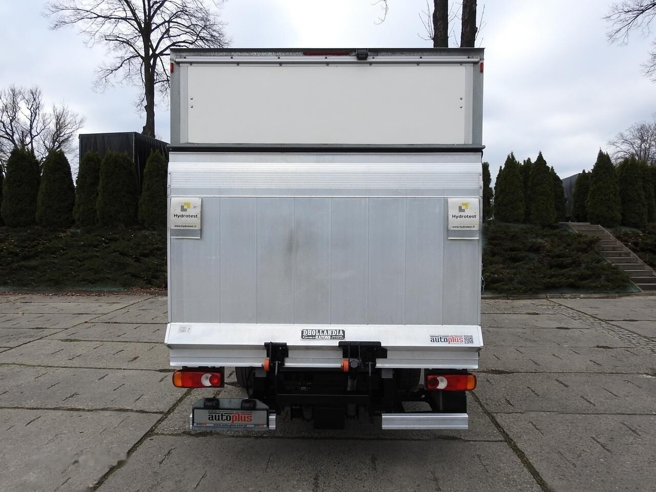 Fourgon grand volume Renault Koffer + tail lift: photos 7
