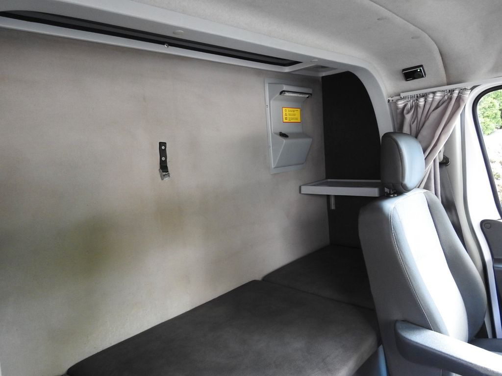 Utilitaire rideaux coulissants (PLSC), Utilitaire double cabine Renault MASTER PRITSCHE PLANE 10 PALETTEN WEBASTO A/C: photos 30