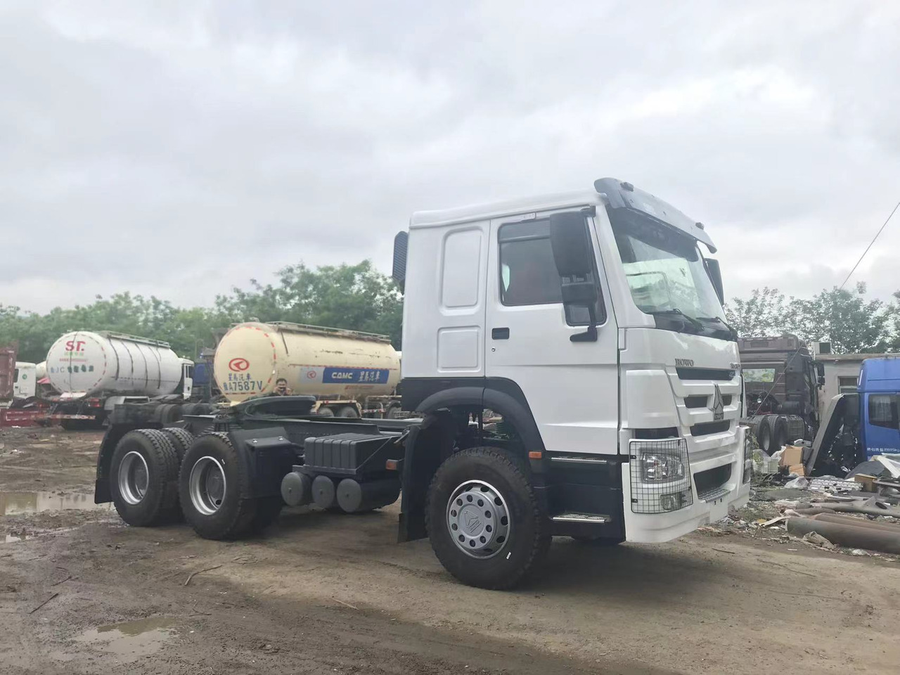 HOWO 10 wheels Sinotruk tractor unit China tractor truck rig SHACMAN SINOTRUK - Tracteur routier: photos 5