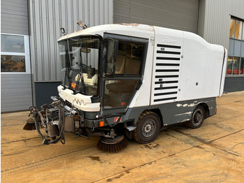 Ravo 530 - Balayeuse de voirie: photos 1