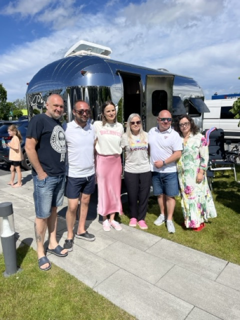 SHINE - American Food Truck undefined: photos 17