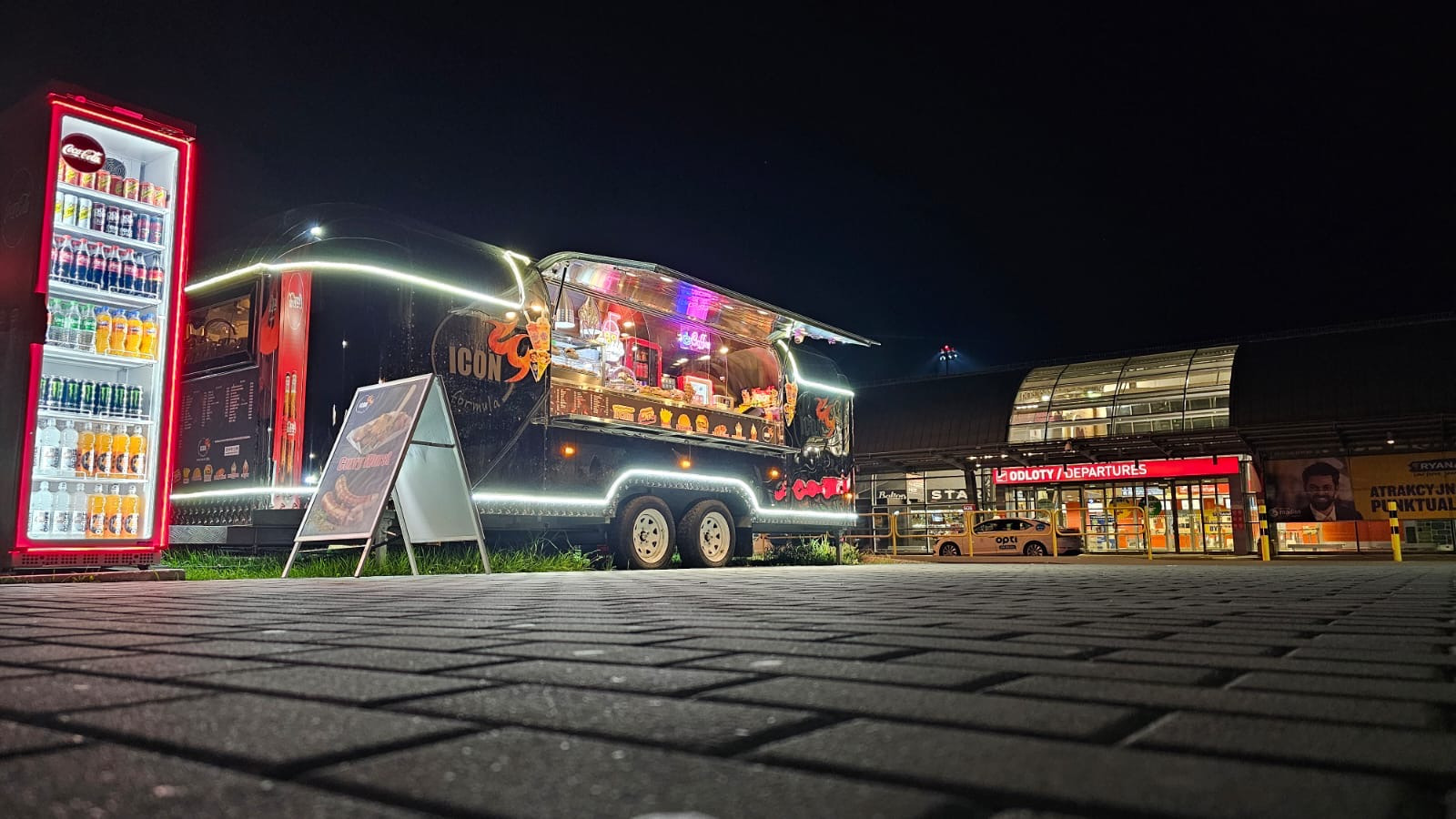 SHINE - American Food Truck undefined: photos 2