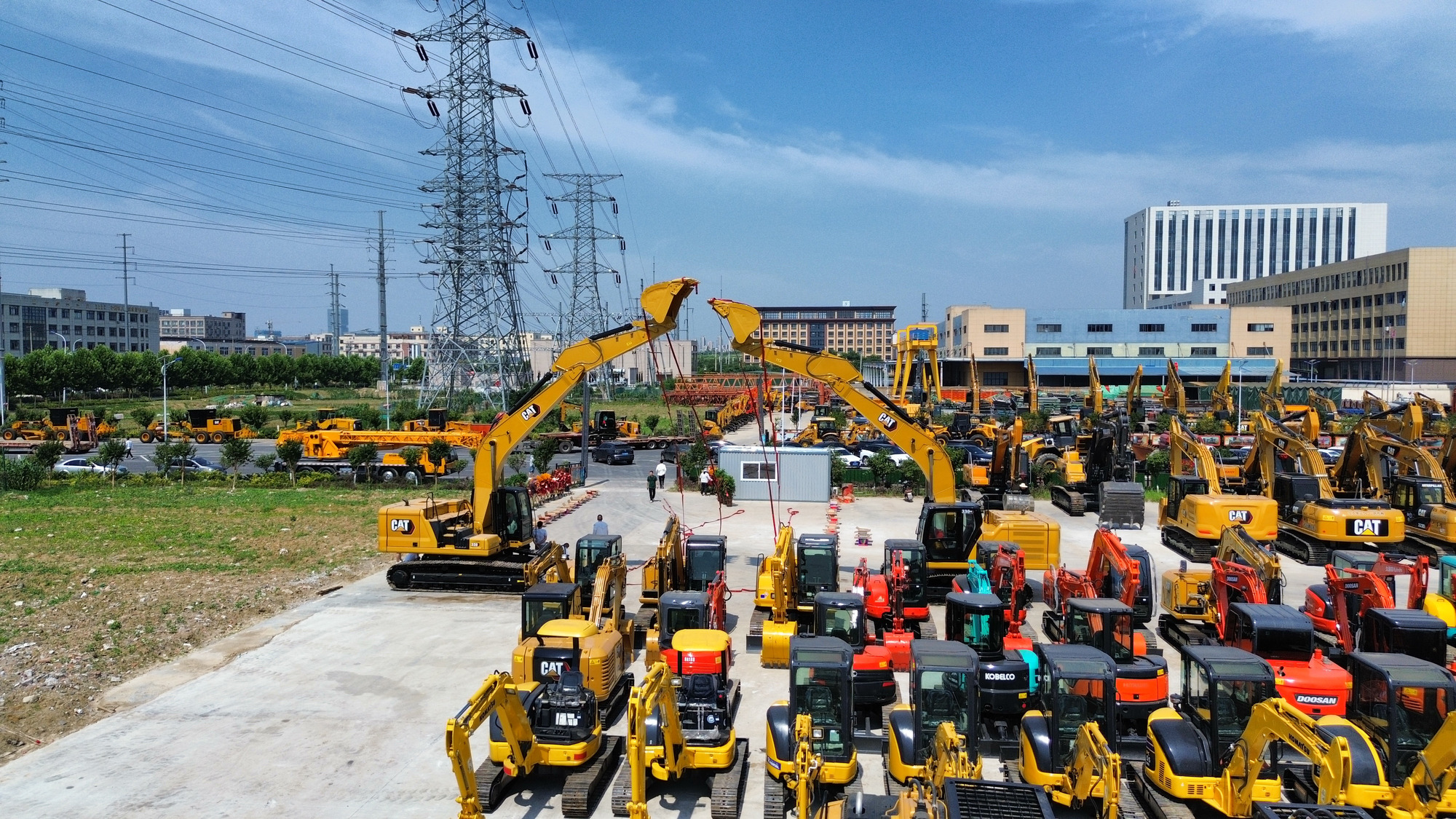 Toaks International Trading Company - Engins de chantier SANY - diesel undefined: photos 4