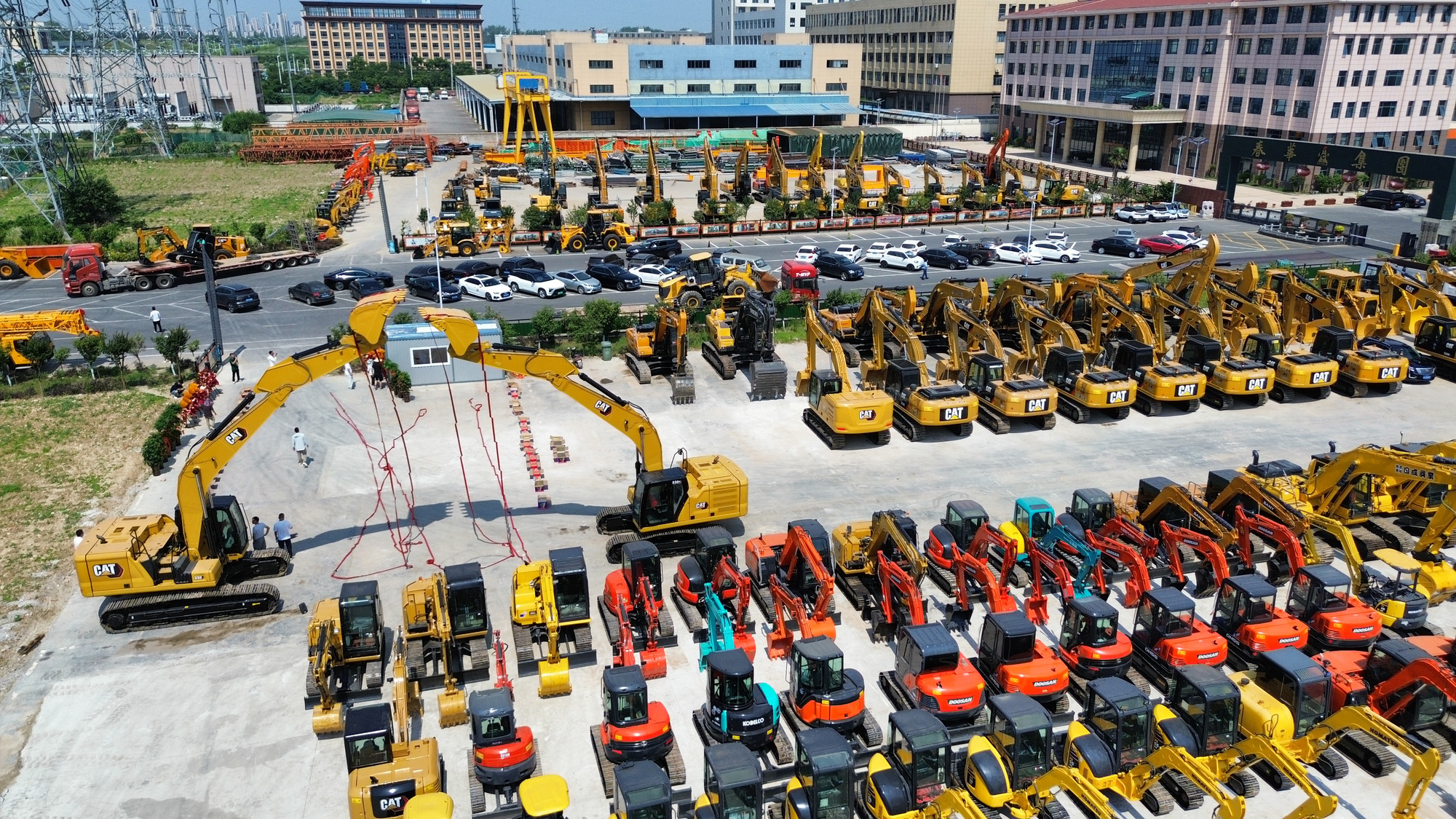 Toaks International Trading Company - Engins de chantier SANY - diesel undefined: photos 1