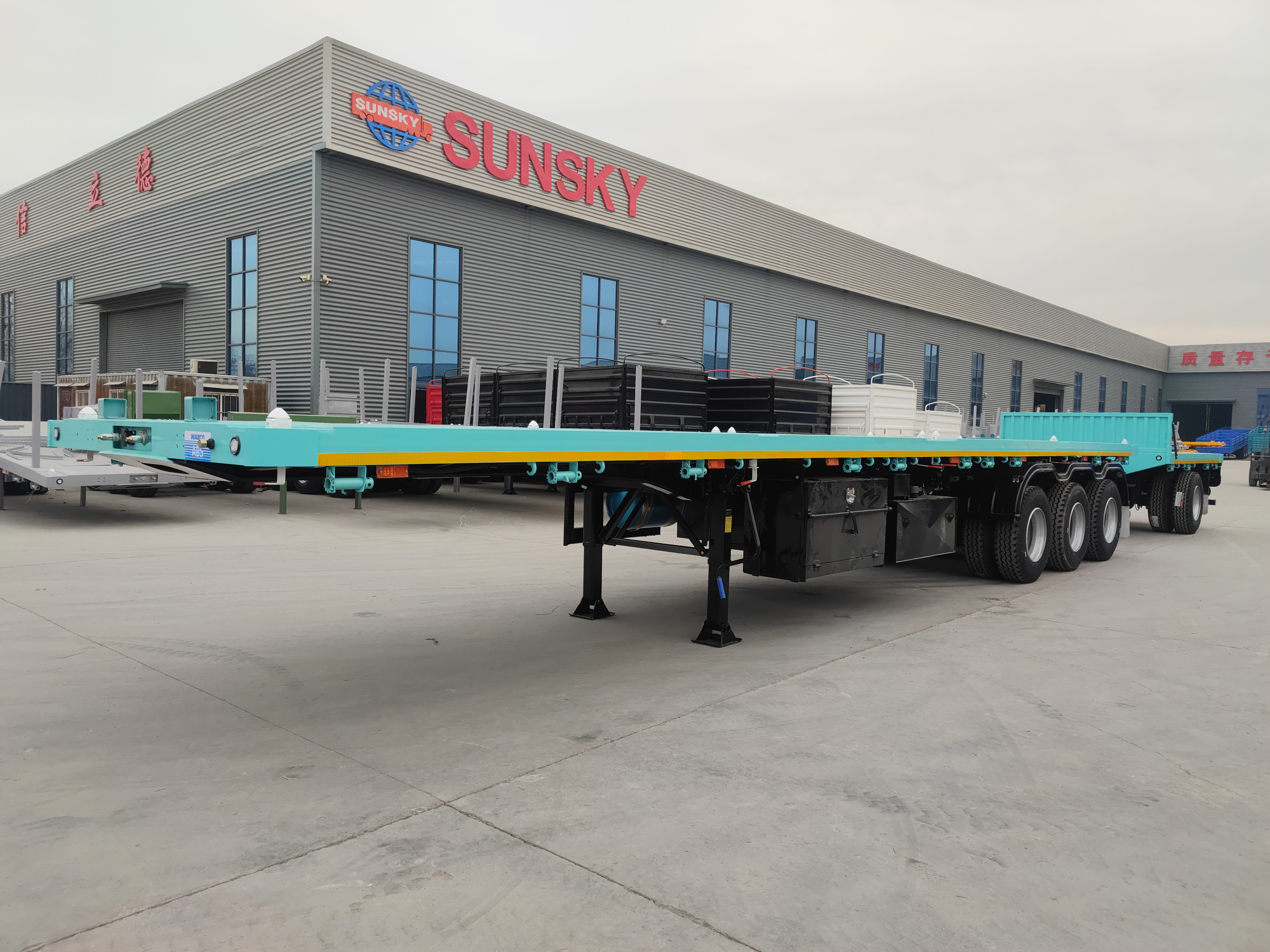 Xiamen Sunsky Vehicle Co.,Ltd - Camions - 8x4, Euro 2, diesel undefined: photos 2