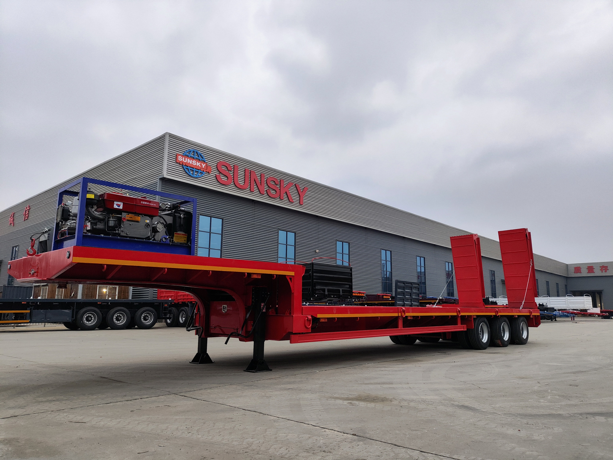 Xiamen Sunsky Vehicle Co.,Ltd - Camions - 8x4, Euro 2, diesel undefined: photos 14