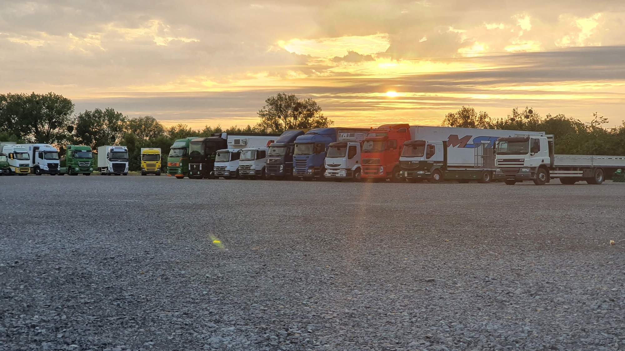 Rhein Trucks GmbH undefined: photos 2