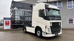 Ferronordic Used Trucks GmbH - Camions - plate-forme de chargement, boîte de vitesse: automatique undefined: photos 1