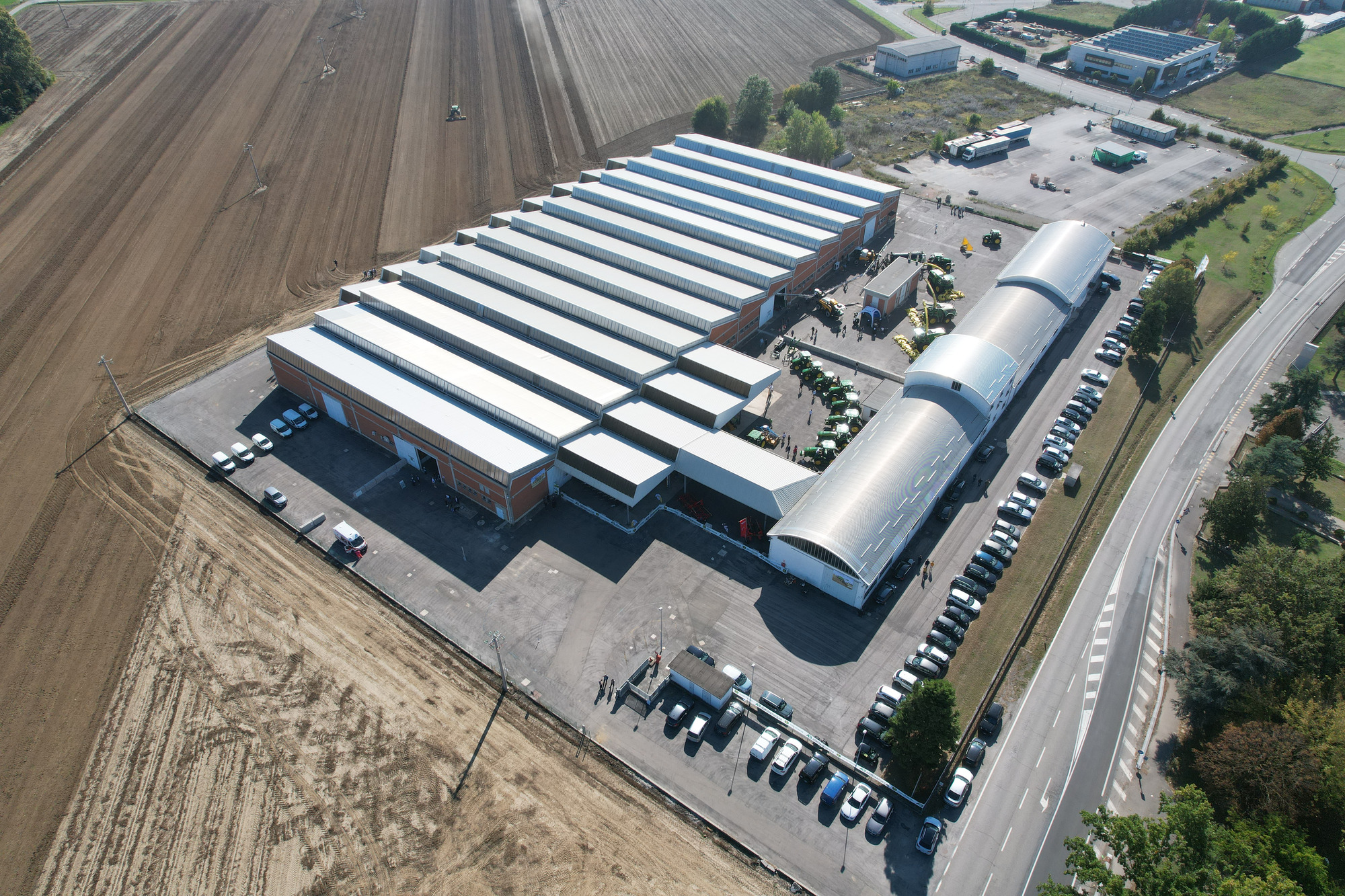 AGRIBERTOCCHI S.R.L. - Matériels de manutention MANITOU undefined: photos 2