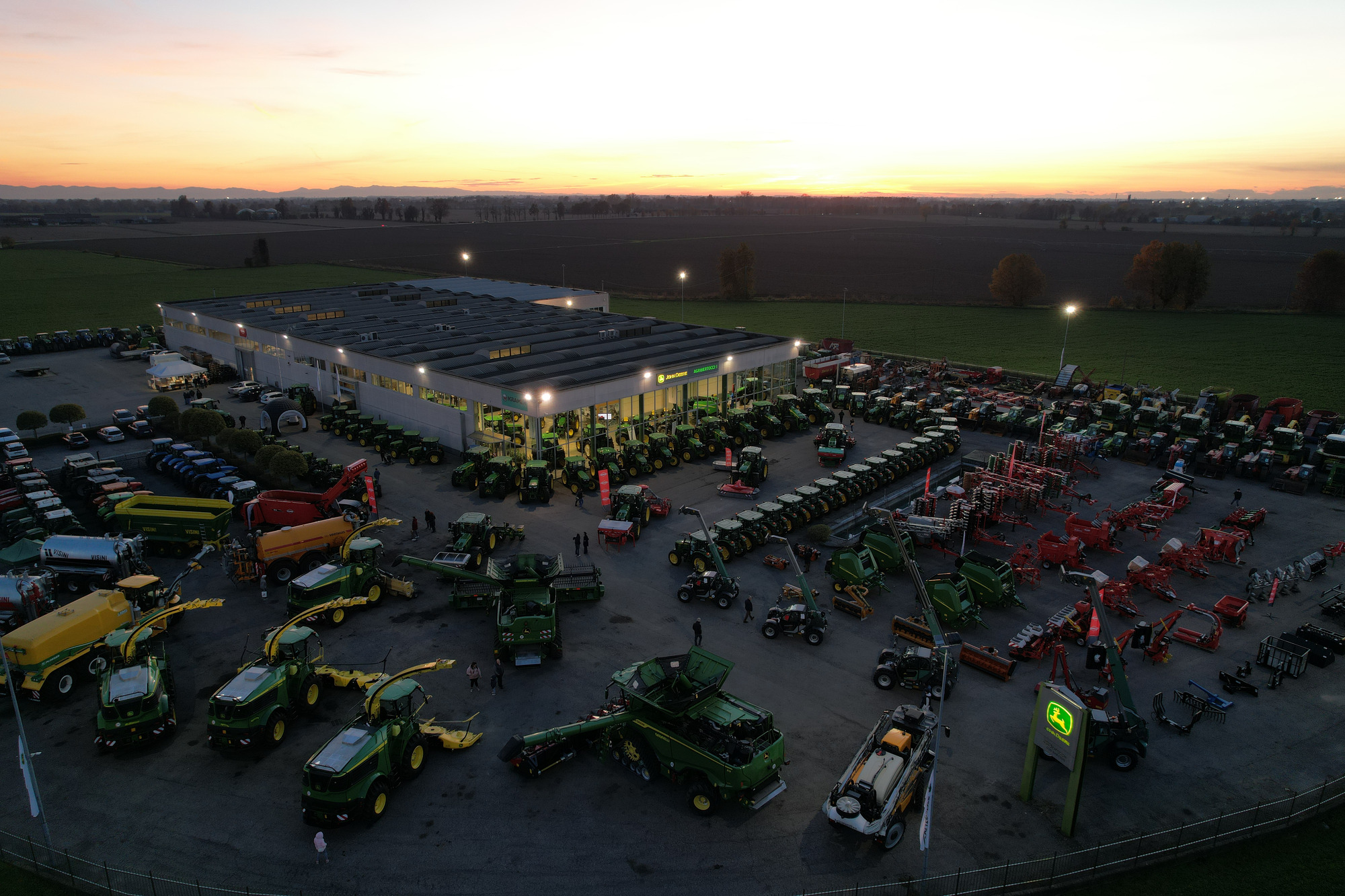 AGRIBERTOCCHI S.R.L. - Matériels de manutention MANITOU undefined: photos 1