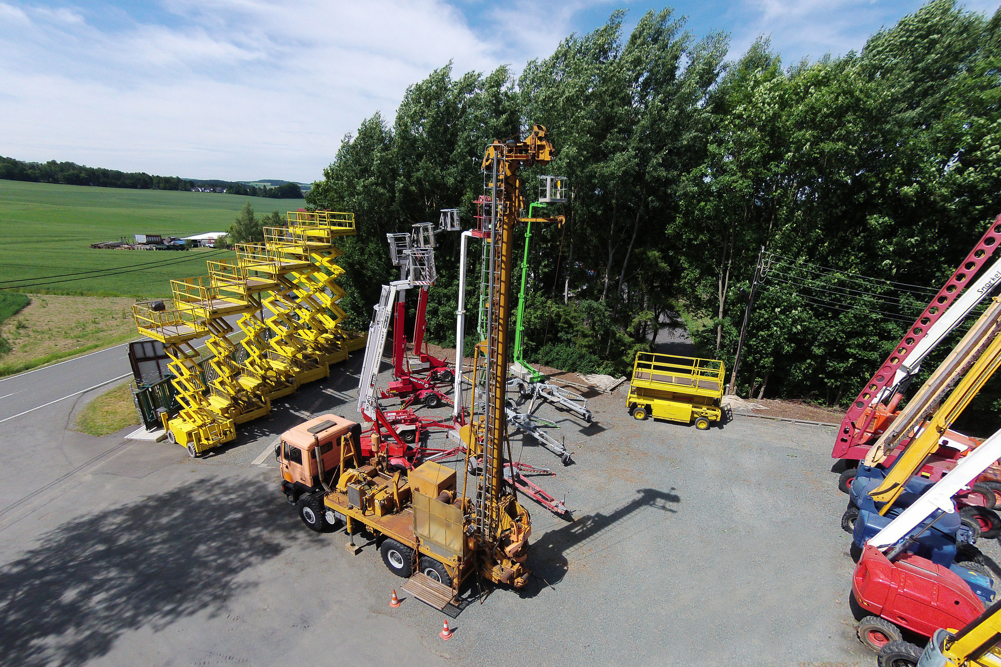 BASAN GmbH - Camions - 4x2, grue de chargement undefined: photos 6