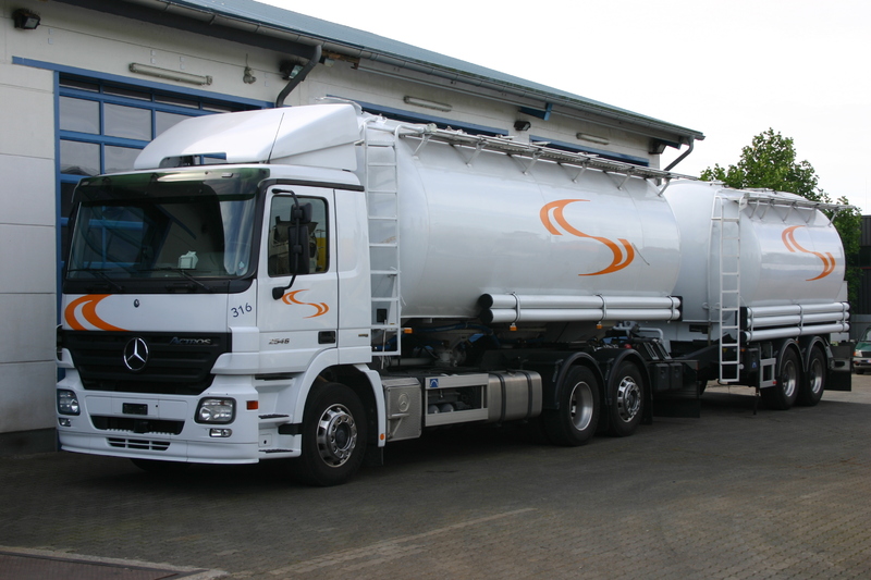 Lemoine Nutzfahrzeuge GmbH - Véhicules de voirie/ Spéciaux MERCEDES-BENZ Actros - opportunité de location undefined: photos 12