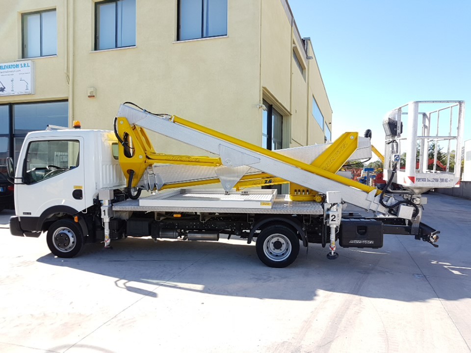 Centro Elevatori SRL - Engins de chantier - Année: 2015 undefined: photos 5