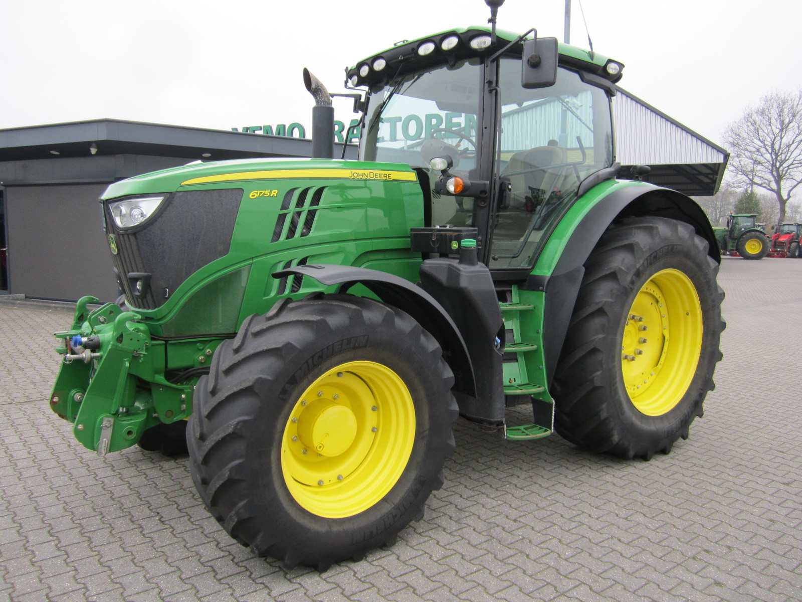 Vemo Tractoren BV - Annonce de vente undefined: photos 9