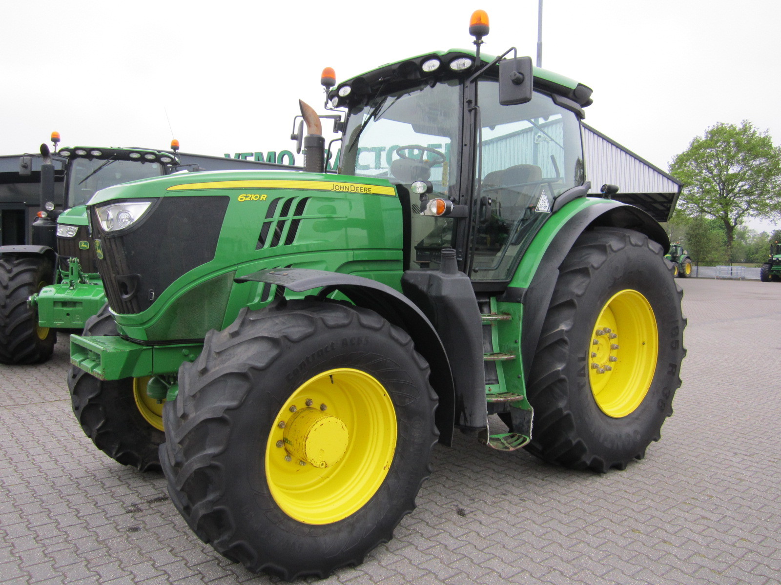 Vemo Tractoren BV - Annonce de vente undefined: photos 10