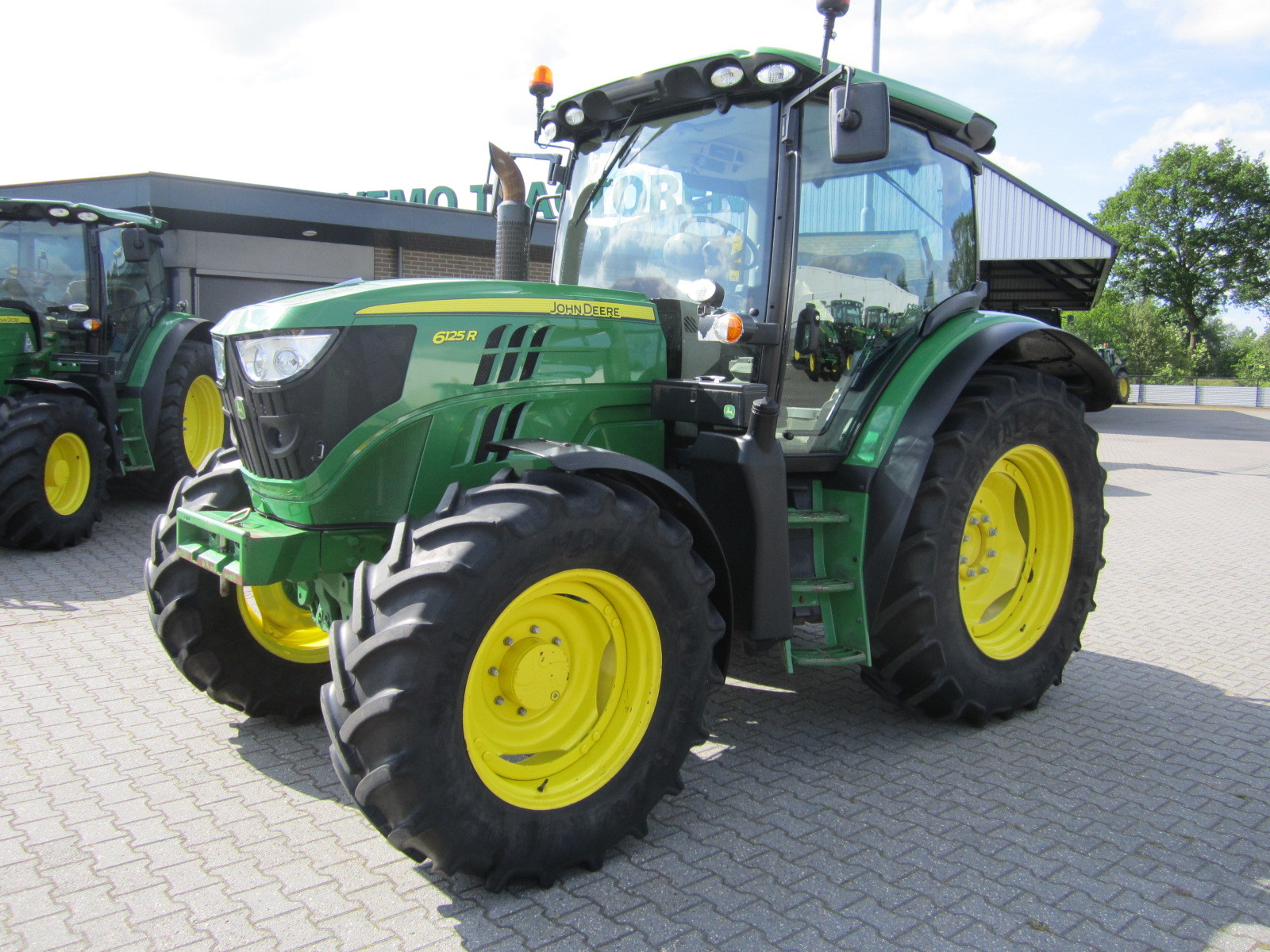 Vemo Tractoren BV - Annonce de vente undefined: photos 13