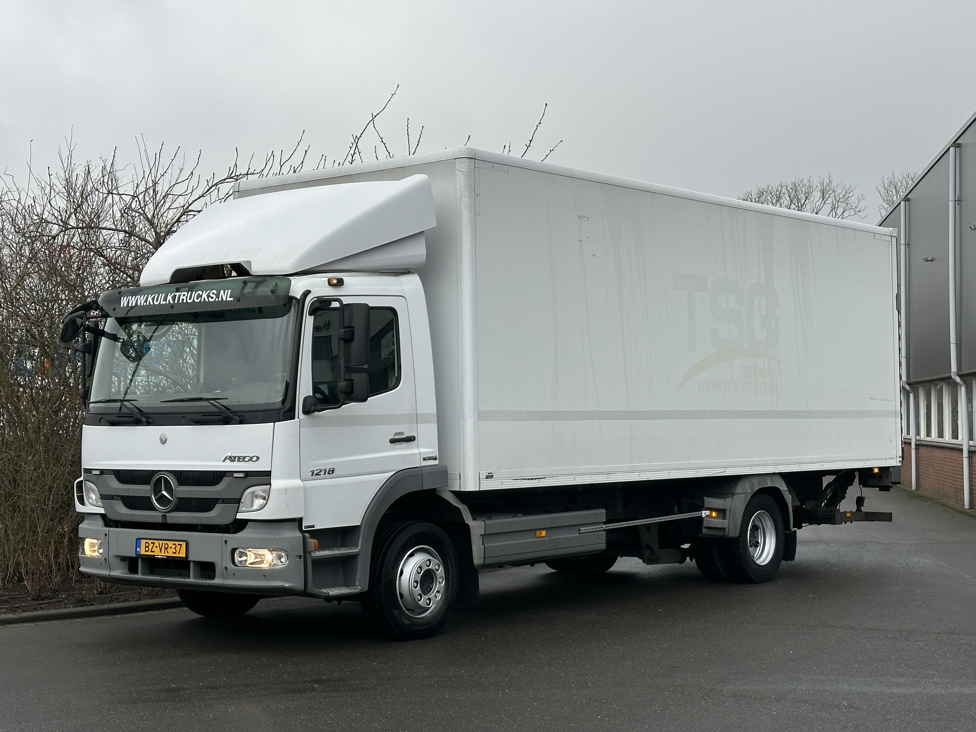 Kulk Trucks - Véhicules utilitaires MERCEDES-BENZ - diesel undefined: photos 38