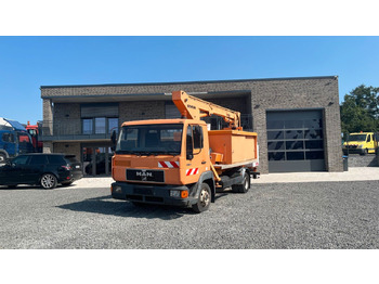 Camion avec nacelle RUTHMANN