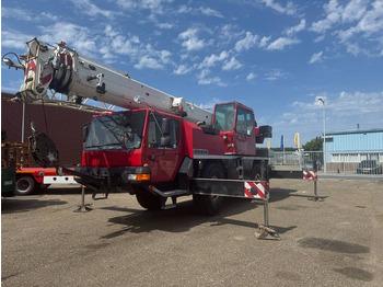 Grue tout-terrain LIEBHERR LTM 1030-2.1
