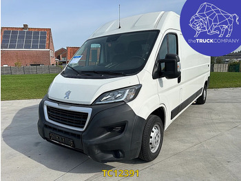 Fourgon utilitaire PEUGEOT Boxer