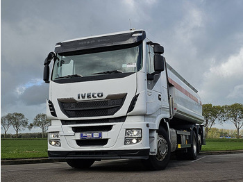 Camion citerne IVECO