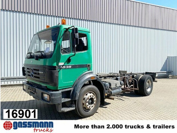 Camion ampliroll MERCEDES-BENZ SK