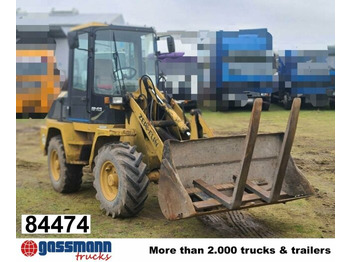 Chargeuse sur pneus SCHAEFF