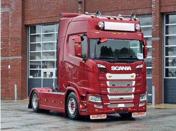 Tracteur routier SCANIA S 500