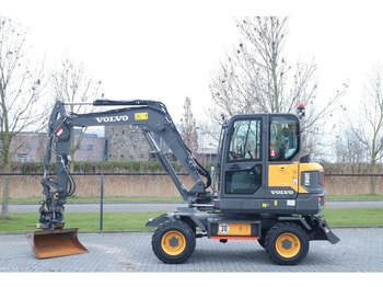 Pelle sur pneus VOLVO EW60E
