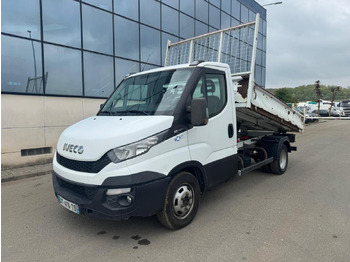 Utilitaire benne IVECO Daily 35C15