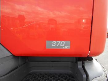 Camion benne Renault Kerax 370: photos 3
