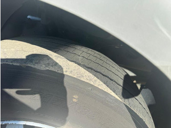 Tracteur routier Renault Premium 370 DCI: photos 5