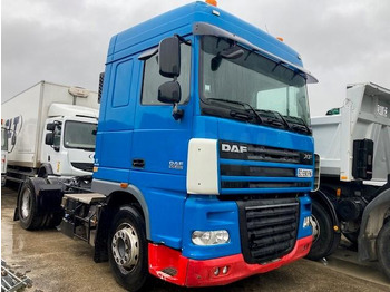 Tracteur routier DAF XF 105 460