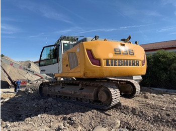 Pelle sur chenille LIEBHERR R 936