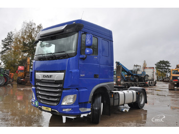 Tracteur routier DAF XF 530