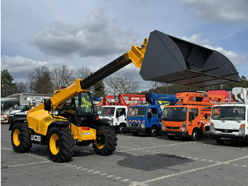 Chariot télescopique JCB