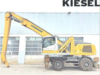 Pelle de manutention LIEBHERR