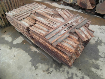 Chenille pour Engins de chantier VOLVO EC 180: photos 2 Chenille pour Engins de chantier VOLVO EC 180: photos 2