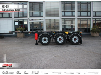 Semi-remorque porte-conteneur/ Caisse mobile WIELTON