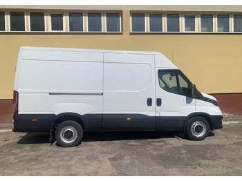 Fourgon utilitaire Iveco DAILY: photos 4