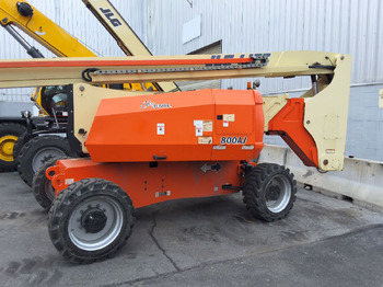 Chargeuse sur pneus télescopique JLG