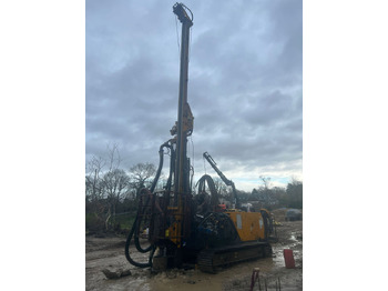 Mât de battage Klemm KR 709-2: photos 4 Mât de battage Klemm KR 709-2: photos 4