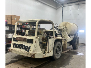 Camion malaxeur