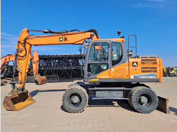 Pelle sur pneus DOOSAN DX140W-5