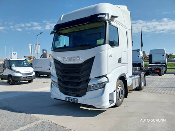 Camion IVECO S-WAY