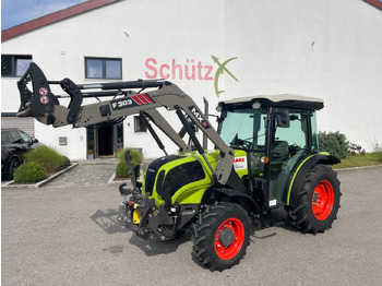 Tracteur agricole CLAAS Nexos