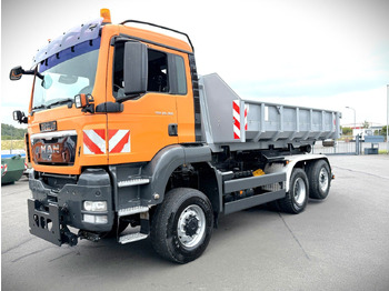 Camion ampliroll MAN TGS 28.360