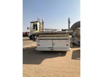 FMC Main Deck Loader 14 tons Commander 30 - Chargeur de fret: photos 1 FMC Main Deck Loader 14 tons Commander 30 - Chargeur de fret: photos 1