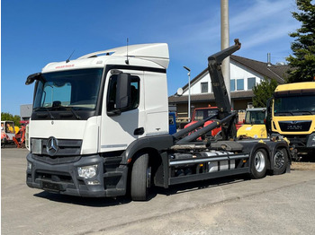 Camion ampliroll MERCEDES-BENZ Actros 2543